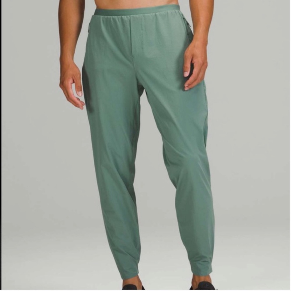 Lululemon Men’s Surge Jogger *NWT*